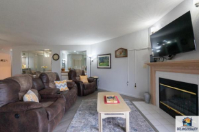 2BR Walk-In Condo at Pointe Royale - 2 Pools - FREE ATTRACTION TICKETS INCLUDED -PR63-3